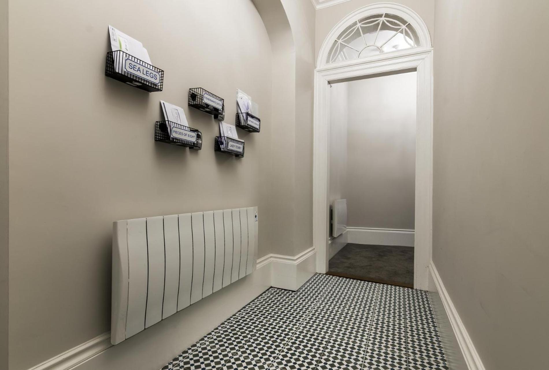 Lady Tenby - 2 Bedroom Apartment - Tenby Eksteriør bilde